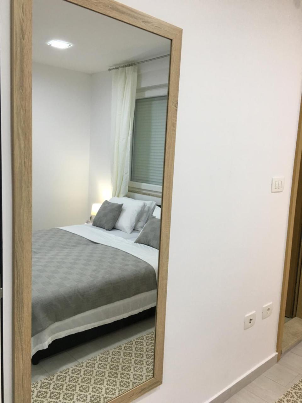 Apartments Valentina - Free Parking Mostar Esterno foto
